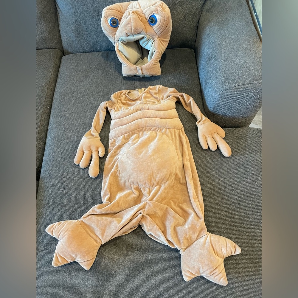 E.T. Costume
